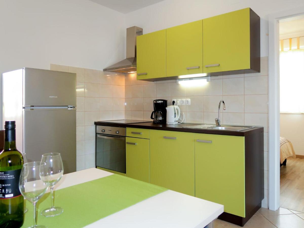 Apartment Rosic - Krk217 By Interhome Kornić Exterior foto