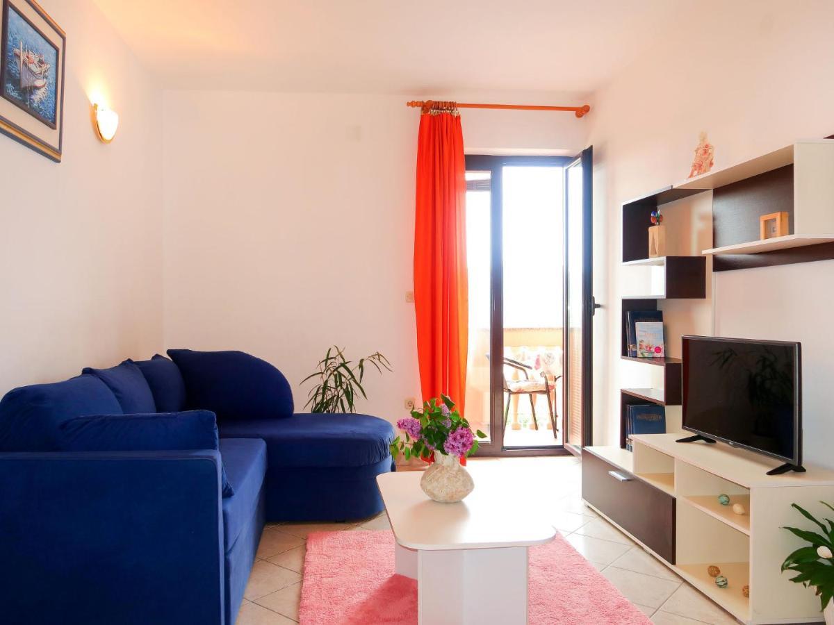 Apartment Rosic - Krk217 By Interhome Kornić Exterior foto